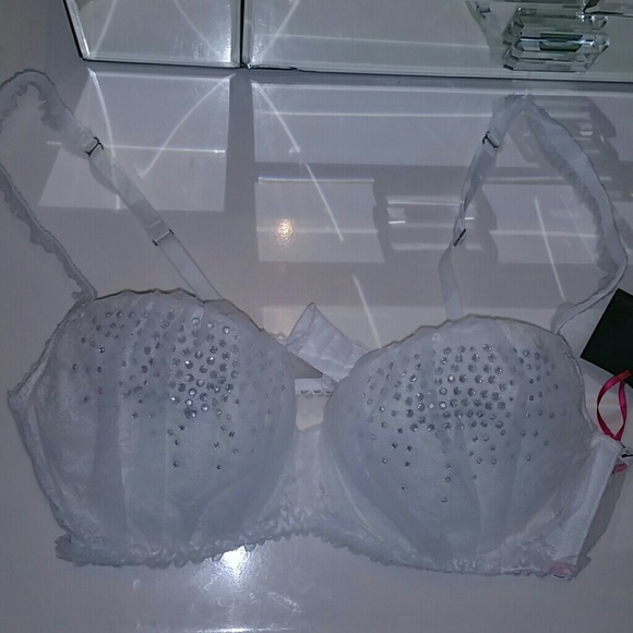 Nwt carol maloney crystal bra