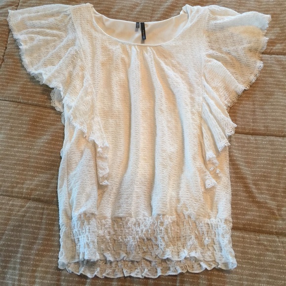 Beautifully detailed top