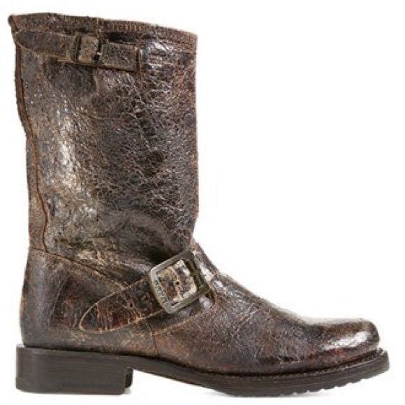 Veronica Short Boot in Brown Distressed Vintage