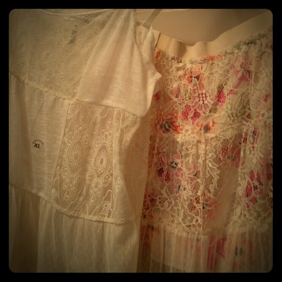 Bundle Lace Skirt Lace Top Set💗 - Picture 1 of 3