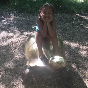 Meet your Posher, Laura