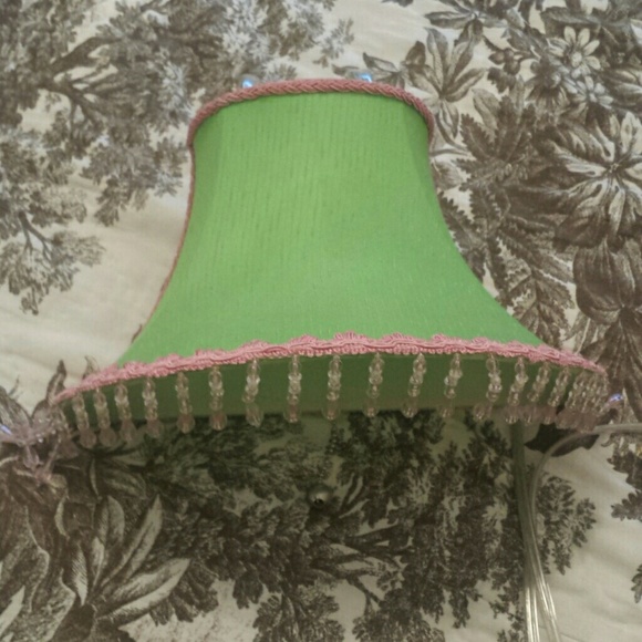 Accssories - over bed lamp very cute