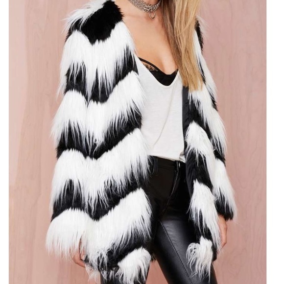 Nasty Gal Jackets & Blazers - [Nastygal] faux fur coat