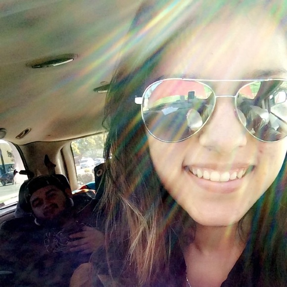 Meet your Posher, Violet