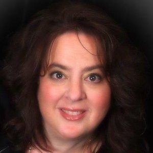 Meet your Posher, Alicia