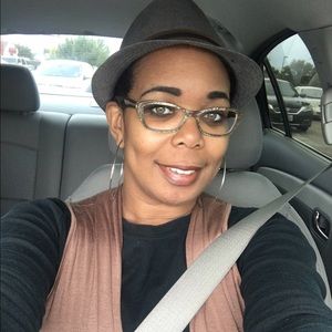 Meet your Posher, Tameka