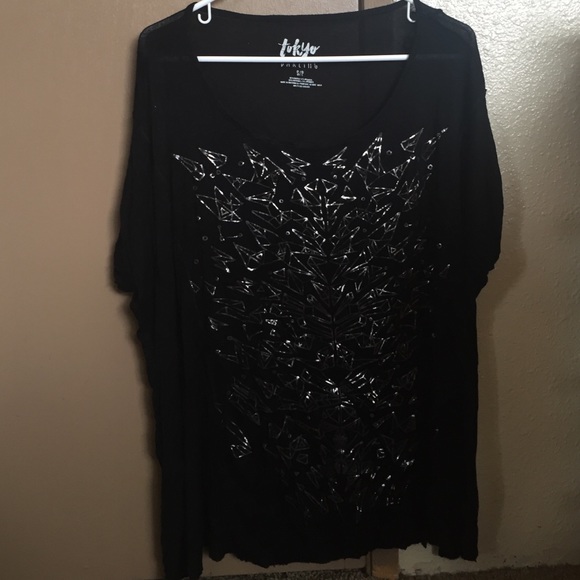 Flowy oversized shirt