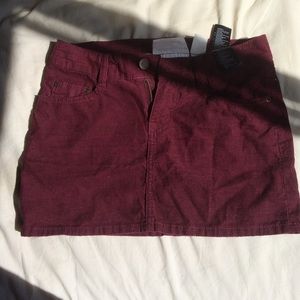 H&M burgundy skirt size 2