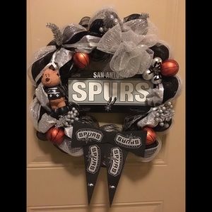 Hand made Spurs wreath 💯