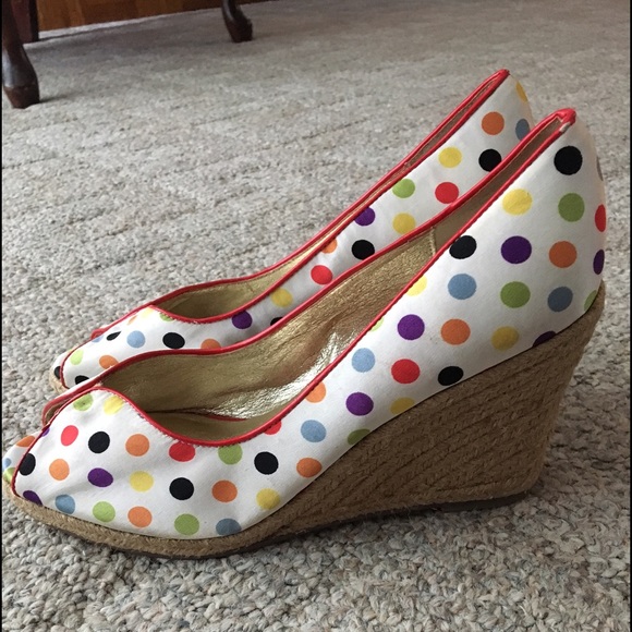 Steve Madden polka dot wedges