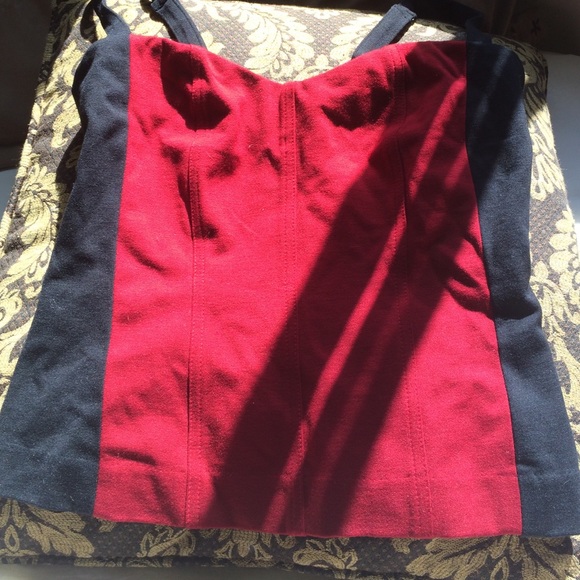 Shape wear red / black top ❤️ - Picture 1 of 3