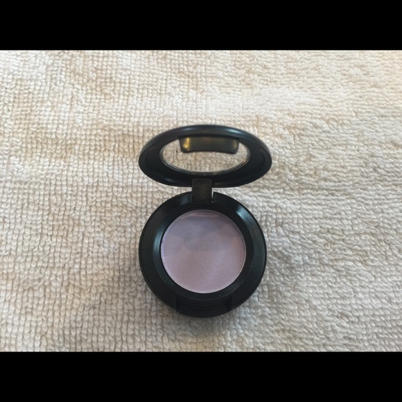 Mac Digit Satin Eyeshadow
