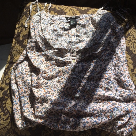Light floral tan blouse from H&M