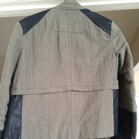 Zara military jacket. Size XS - Picture 3 of 3