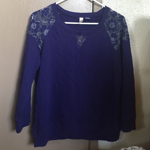 Cropped sweater