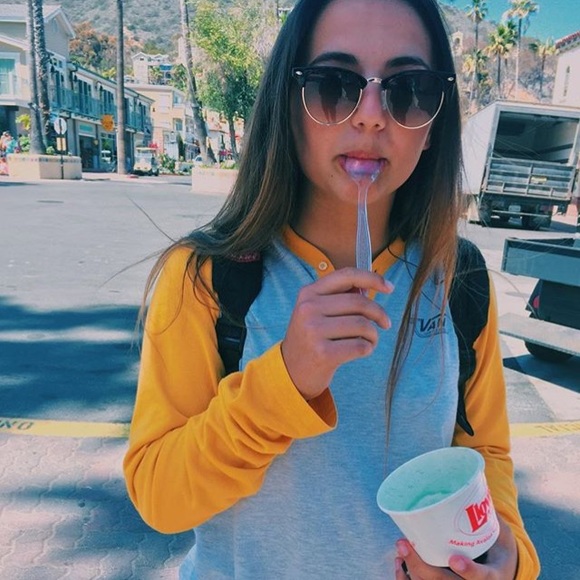 Vans Tops - Vans shirt