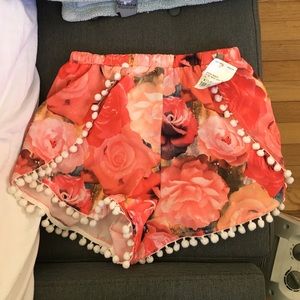 small floral shorts. never worn great condition