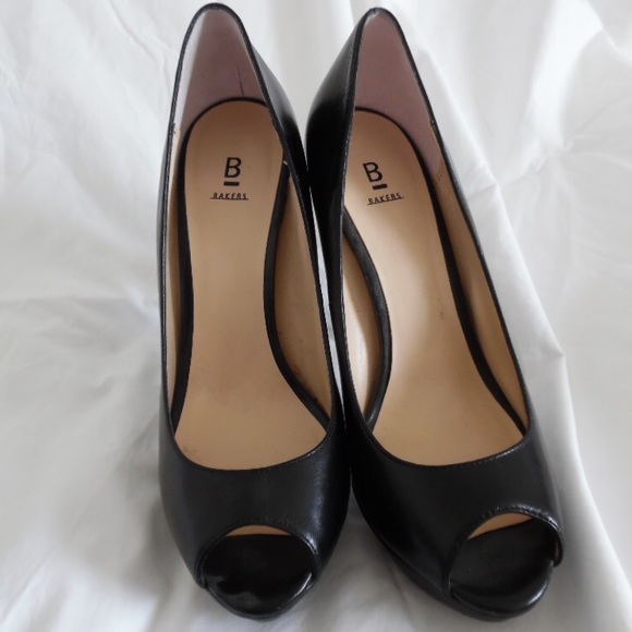 Black peep toe heels