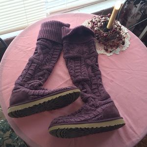 Over The Knee Knit Uggs