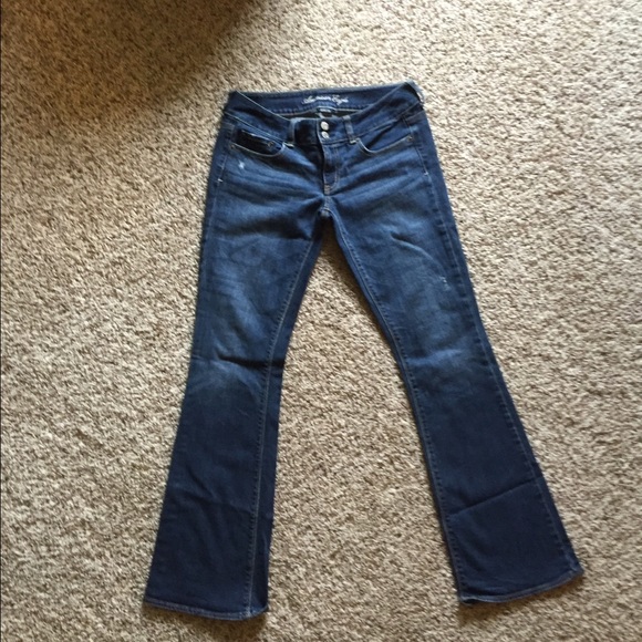SOLD! AE Artist stretch jeans
