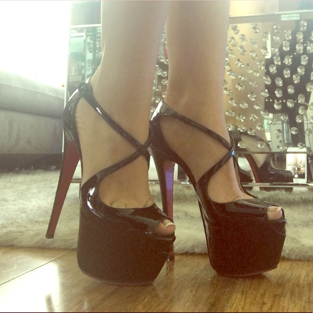 Christian louboutin 38 black Exagona