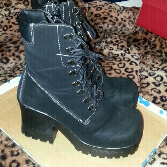 Lace boots