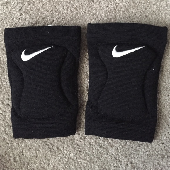 Nike knee pads