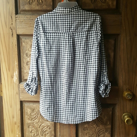 Gingham button up - Picture 2 of 4