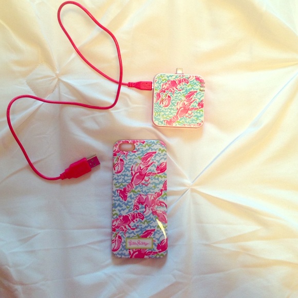 Lilly Pulitzer Accessories - Lobstah Roll IPhone 5 Set