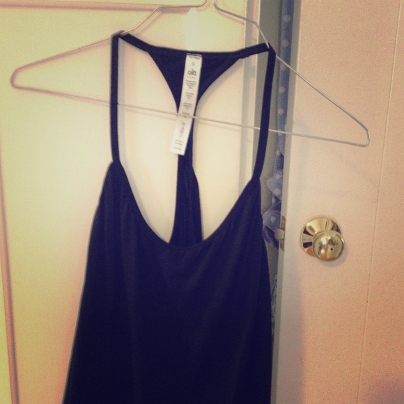 Brand new small Alo Yoga tank