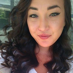 Meet your Posher, Stefanie