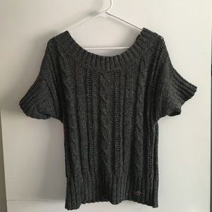 Grey short sleeve sweater