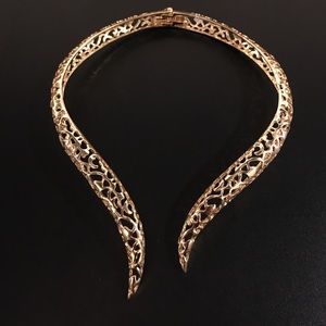 GOLD CUFF WRAP NECKLACE