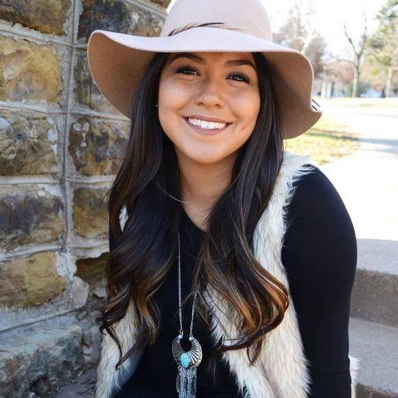 Meet your Posher, Jenna