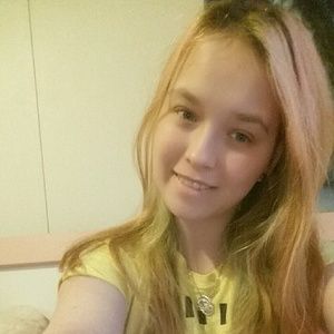 Meet your Posher, Angie