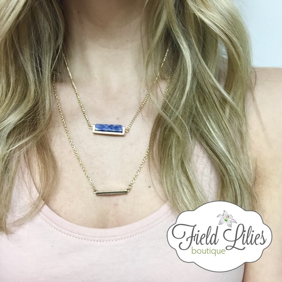 Jewelry - 🌟SALE🌟🆕 Blue Stone Bar Necklace