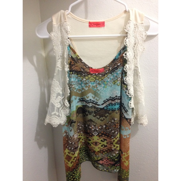 Cute summer top - Picture 1 of 1