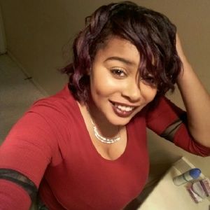 Meet your Posher, Jasmine