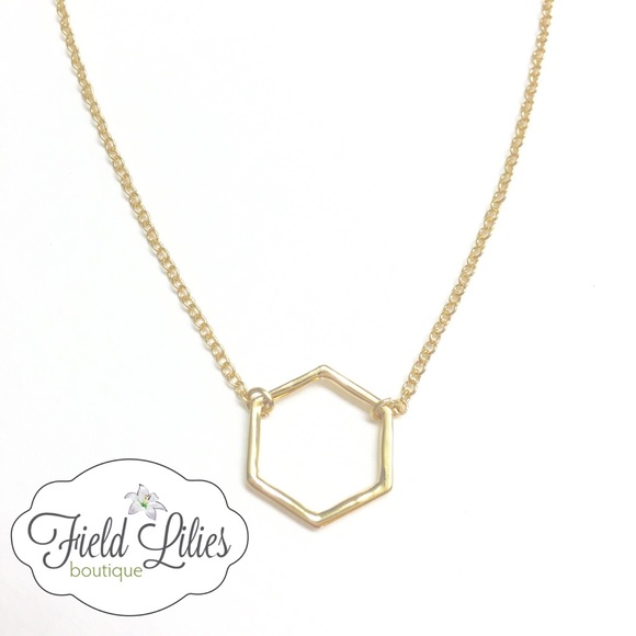 Jewelry - 🌟SALE🌟 Delicate Gold Hexagon Necklace