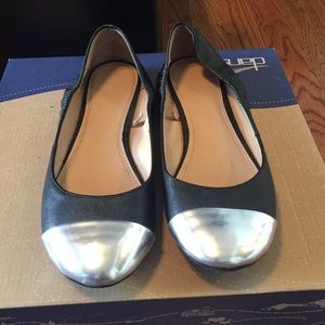 Women's NY&C size 8 black slip on
