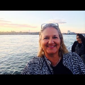 Meet your Posher, Marta