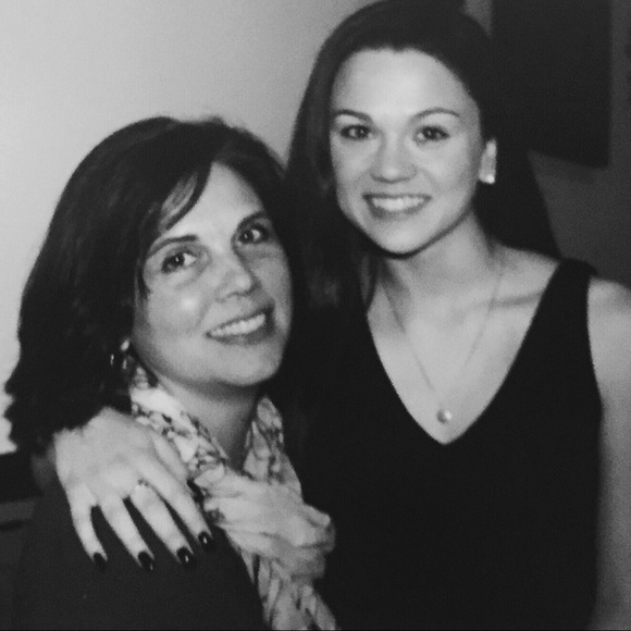 Meet your Posher, Dana