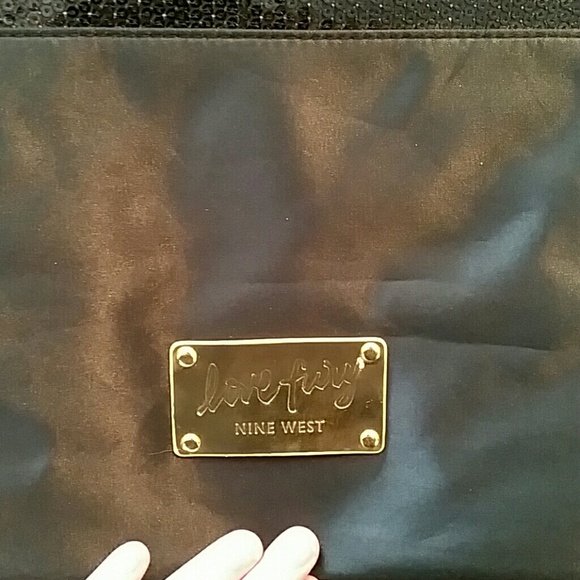 Nine West tote - Picture 2 of 4
