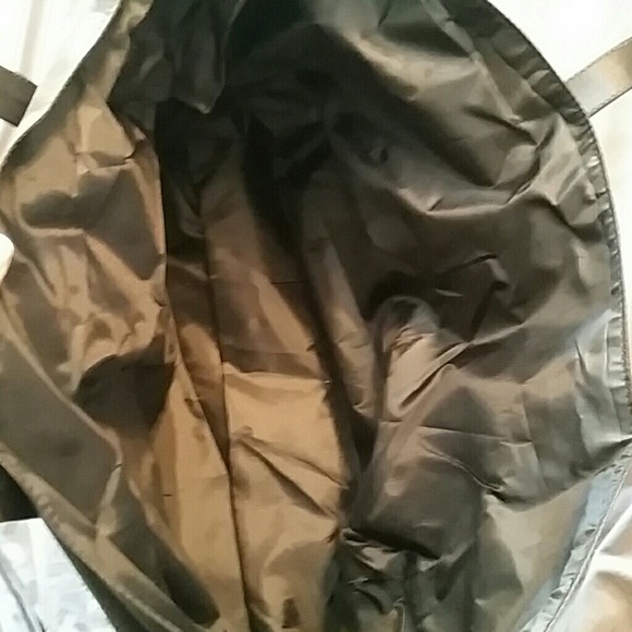 Nine West tote - Picture 4 of 4