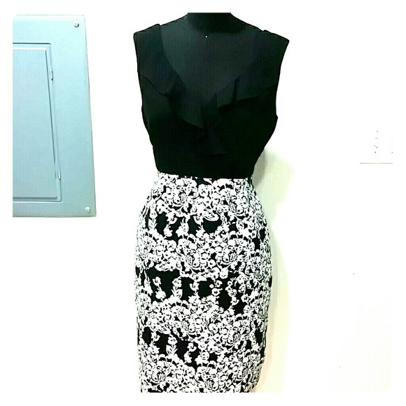 TAHARI black and white dress
