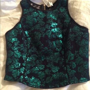 A cute crop top (new)