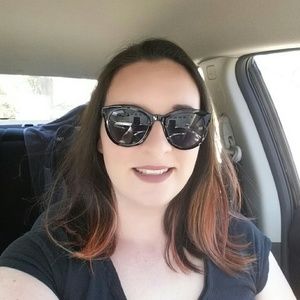 Meet your Posher, Katrina