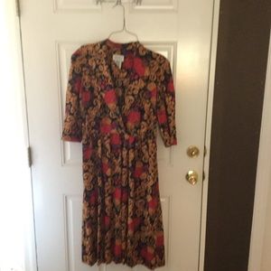 Peri Petites size either 12 or 14 Petite.