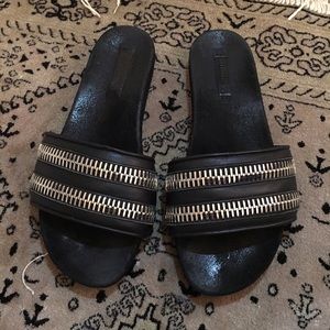 All Saints zipper slides