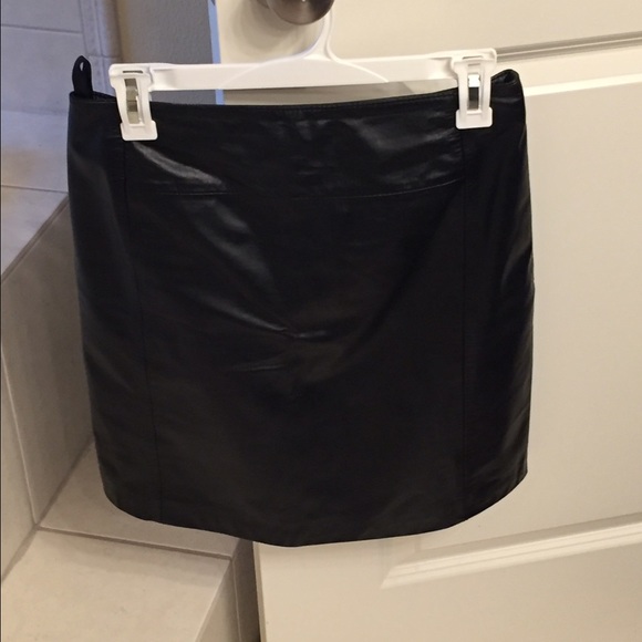 Leather skirt